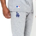 hosen-lange-hose-grau-track-pant-der-los-angeles-dodgers-mlb-von-new-era