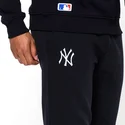 hosen-lange-hose-marineblau-track-pant-der-new-york-yankees-mlb-von-new-era