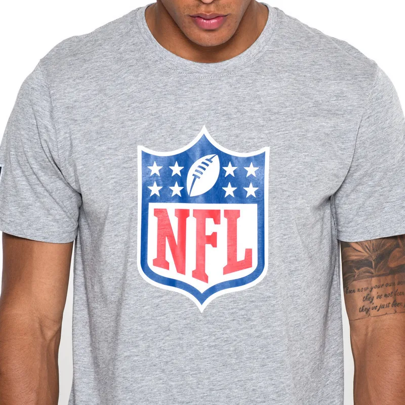 t-shirt-kurzarm-grau-de-der-nfl-von-new-era t-shirt-kurzarm-grau-de-der-nfl-von-new-era