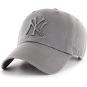 mutzen-gebogen-grau-verstellbares-band-der-new-york-yankees-mlb-von-47-brand