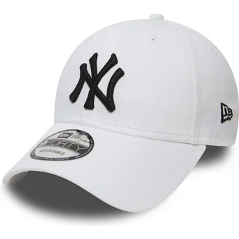 weisse-verstellbare-gebogene-kappe-9forty-essential-der-new-york-yankees-mlb-von-new-era