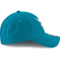 blaue-verstellbare-curved-cap-9forty-the-league-der-charlotte-hornets-nba-von-new-era