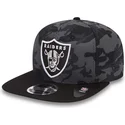 mutzen-flach-tarnung-snapback-9fifty-mesh-overlay-der-las-vegas-raiders-nfl-von-new-era