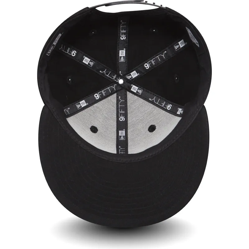 mutzen-flach-schwarz-snapback-fur-kinder-9fifty-reflect-der-superman-warner-bros-von-new-era