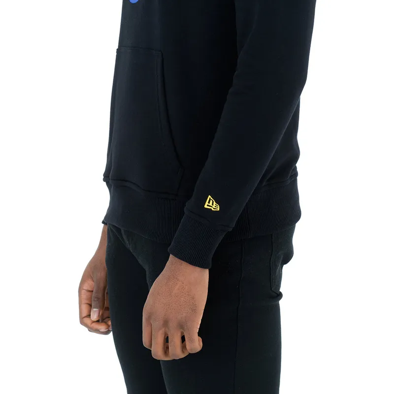 sweatshirt-mit-kapuze-schwarz-pullover-hoody-der-golden-state-warriors-nba-von-new-era