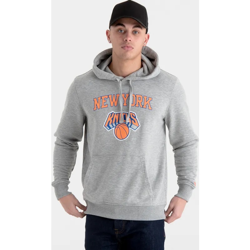 sweatshirt-mit-kapuze-grau-pullover-hoody-der-new-york-knicks-nba-von-new-era