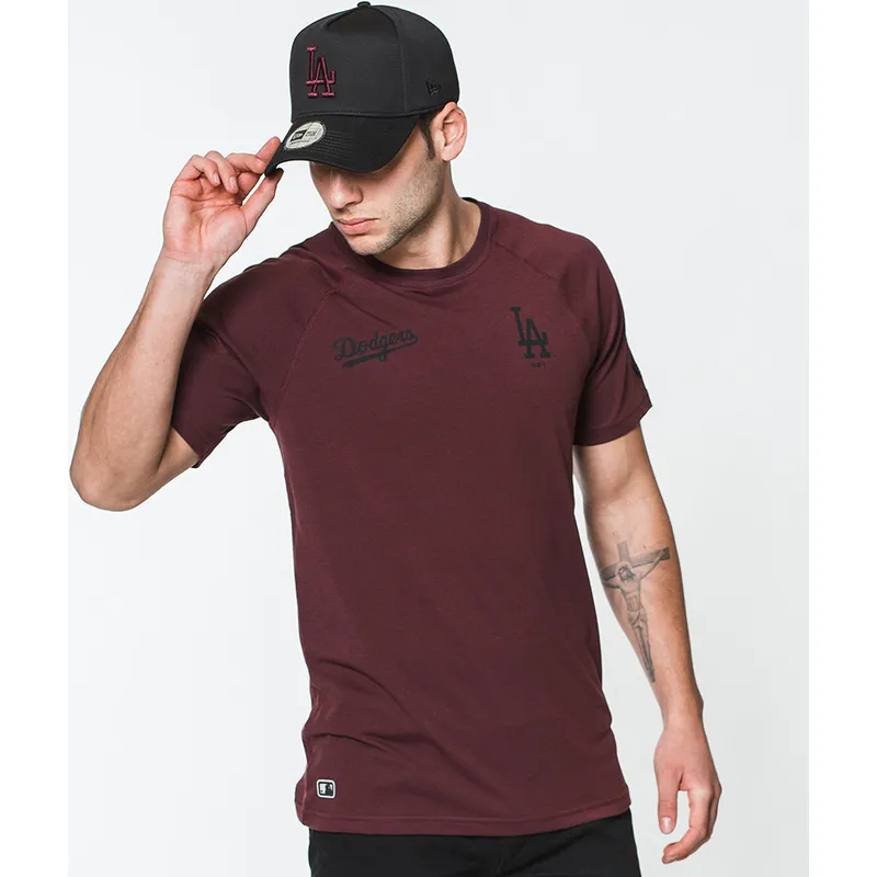 t-shirt-kurzarm-rot-granate-tech-series-der-los-angeles-dodgers-mlb-von-new-era