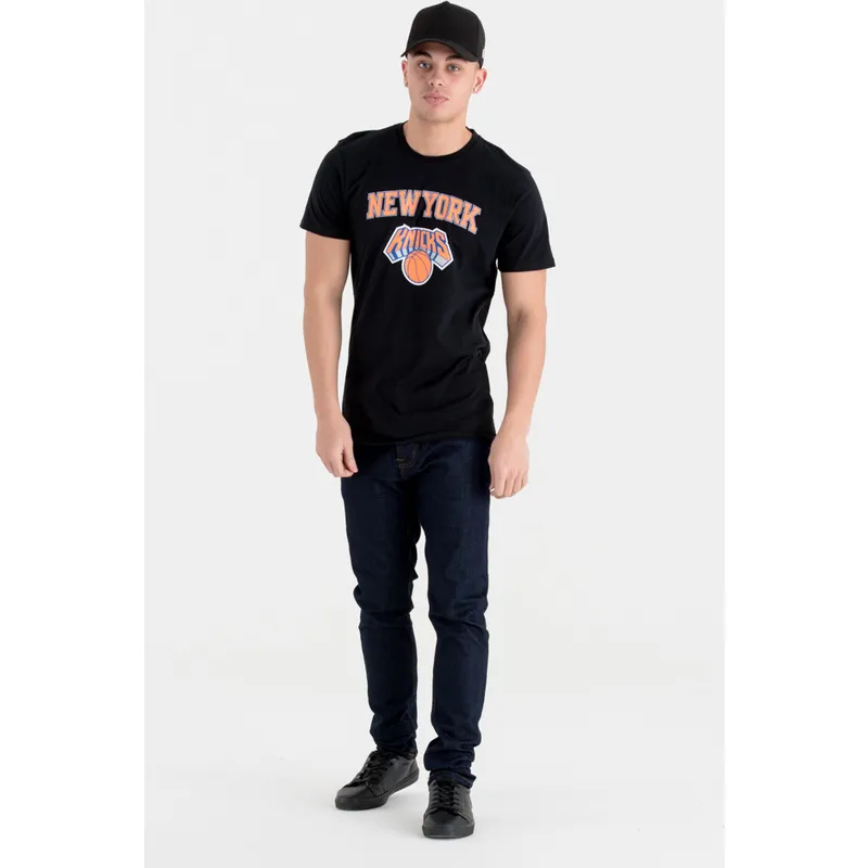 t-shirt-kurzarm-schwarz-der-new-york-knicks-nba-von-new-era