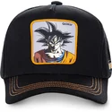 mutzen-gebogen-schwarz-snapback-son-goku-dragon-ball-von-capslab