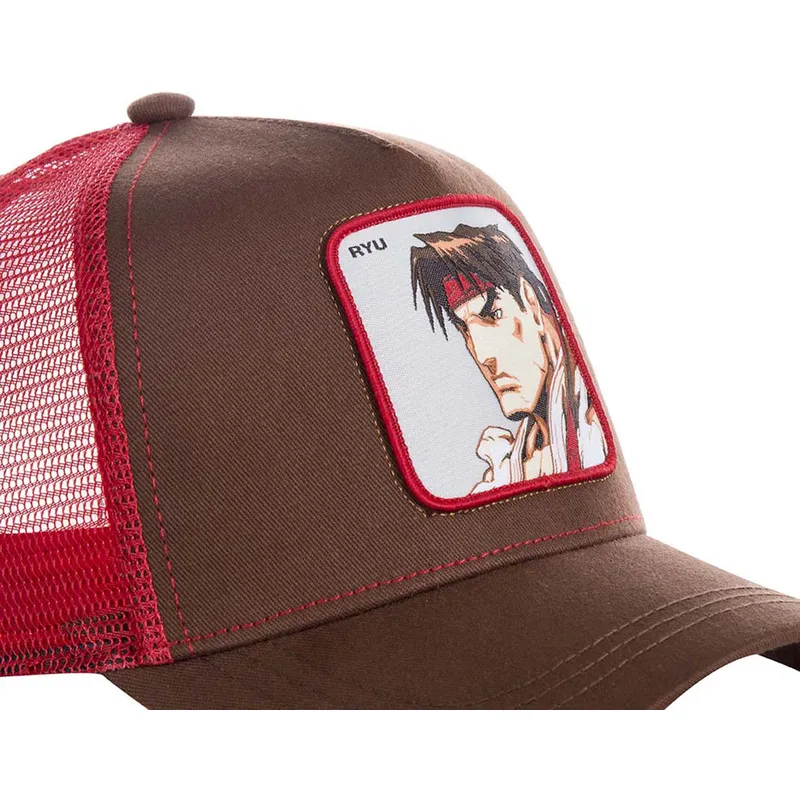 mutzen-gebogen-rot-snapback-ryu-street-fighter-von-capslab