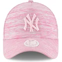 mutzen-gebogen-rosa-snapback-ajustable-9forty-a-frame-engineered-fit-der-new-york-yankees-mlb-von-new-era