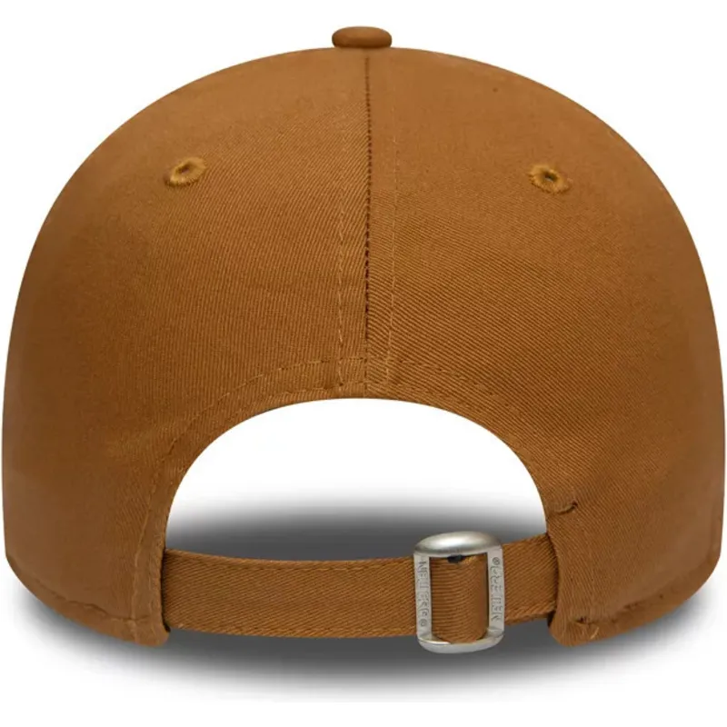 mutzen-gebogen-braun-verstellbares-band-trigo-9forty-league-essential-der-new-york-yankees-mlb-von-new-era mutzen-gebogen-braun-verstellbares-band-trigo-9forty-league-essential-der-new-york-yankees-mlb-von-new-era