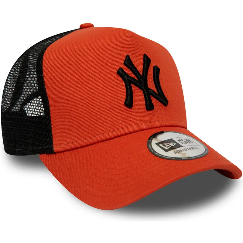 rote-trucker-kappe-mit-schwarzem-logo-league-essential-a-frame-der-new-york-yankees-mlb-von-new-era