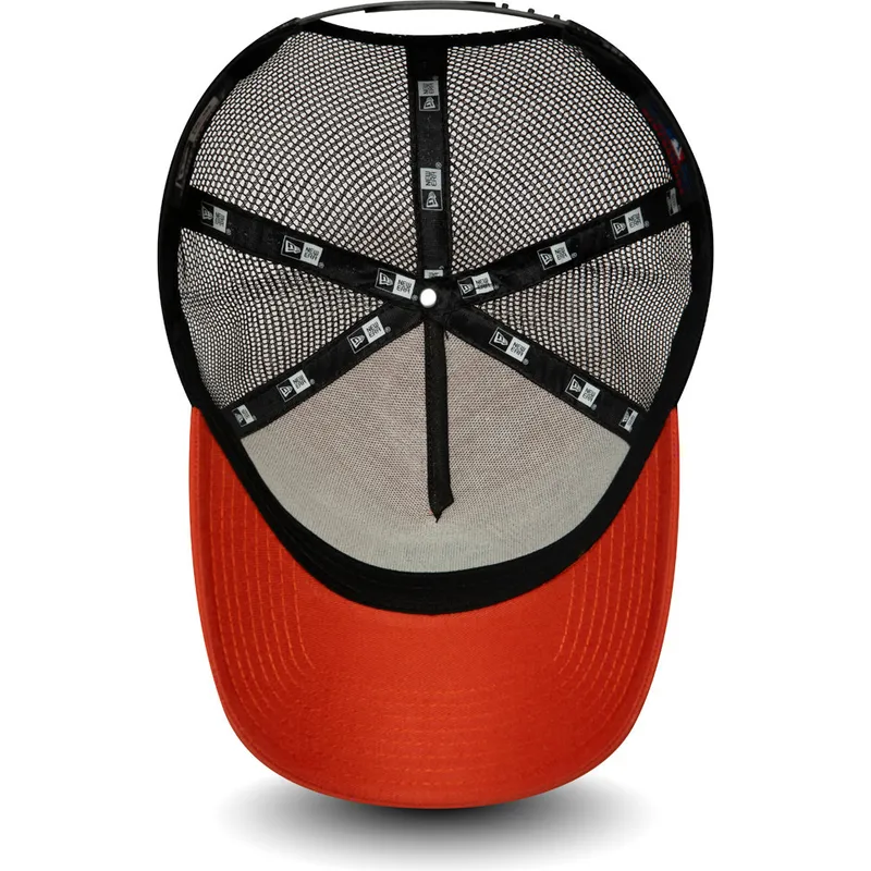 rote-trucker-kappe-mit-schwarzem-logo-league-essential-a-frame-der-new-york-yankees-mlb-von-new-era