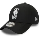 schwarze-verstellbare-9forty-kappe-mit-gebogenem-schirm-und-logo-hook-jerry-west-nba-von-new-era