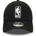 schwarze-verstellbare-9forty-kappe-mit-gebogenem-schirm-und-logo-hook-jerry-west-nba-von-new-era