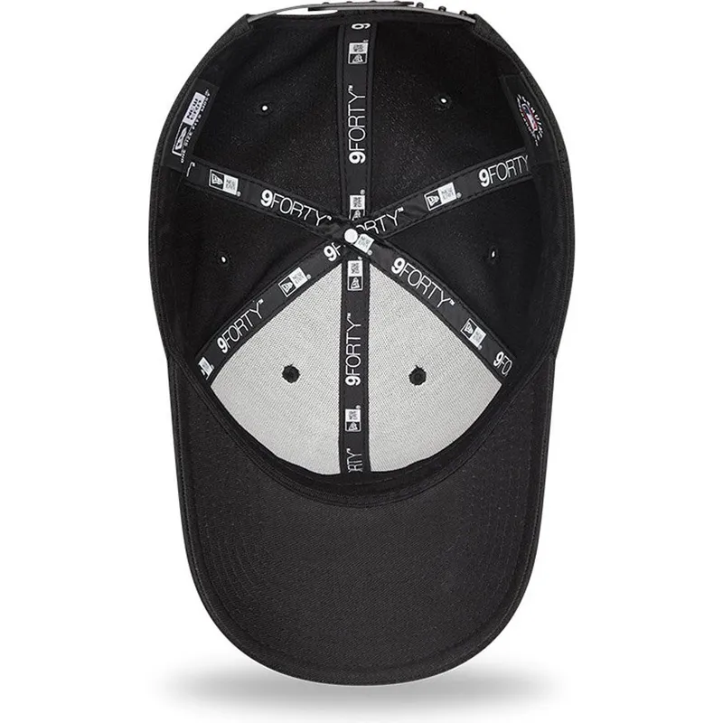 mutzen-gebogen-schwarz-snapback-9forty-mono-team-colour-der-boston-red-sox-mlb-von-new-era mutzen-gebogen-schwarz-snapback-9forty-mono-team-colour-der-boston-red-sox-mlb-von-new-era