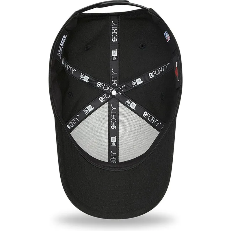 mutzen-gebogen-schwarz-snapback-9forty-black-and-gold-der-chicago-bulls-nba-von-new-era mutzen-gebogen-schwarz-snapback-9forty-black-and-gold-der-chicago-bulls-nba-von-new-era