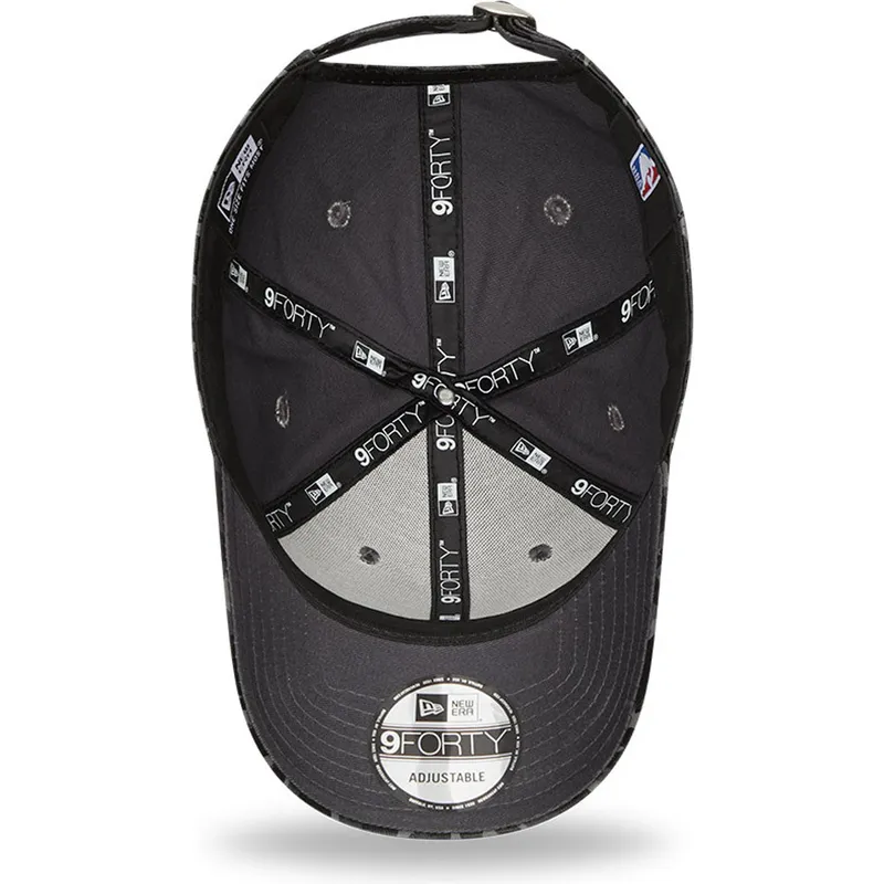 mutzen-gebogen-tarnung-verstellbares-band-negro-9forty-all-over-camo-der-chicago-bulls-nba-von-new-era
