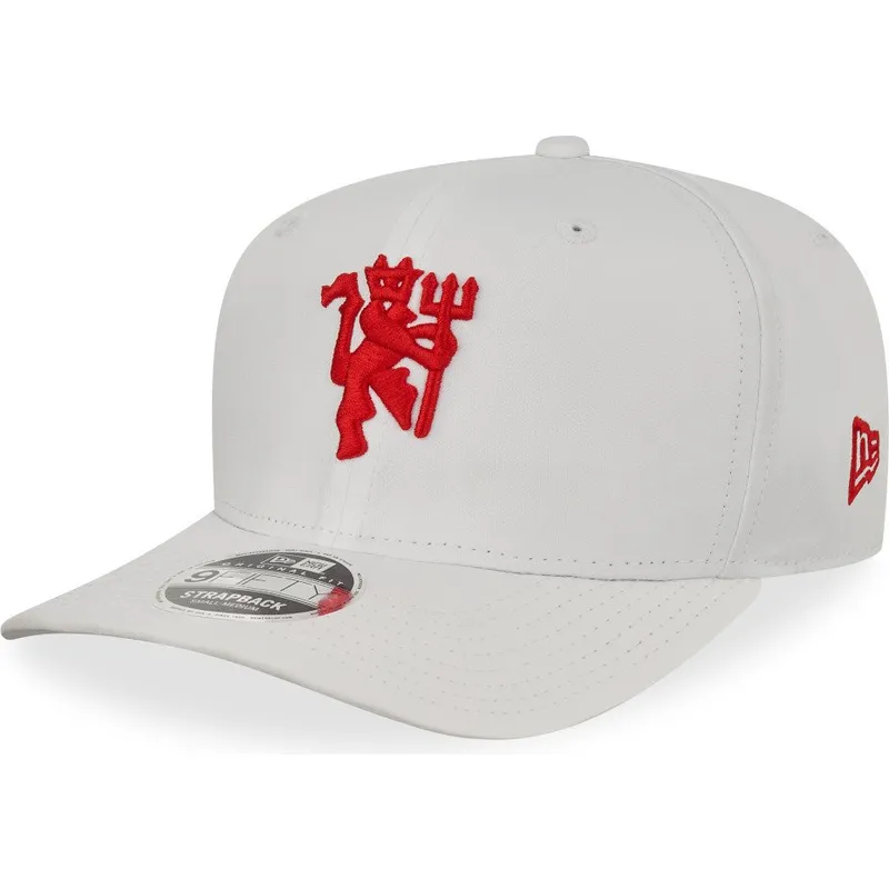 mutzen-gebogen-weiss-verstellbares-band-9fifty-der-manchester-united-football-club-premier-league-von-new-era mutzen-gebogen-weiss-verstellbares-band-9fifty-der-manchester-united-football-club-premier-league-von-new-era