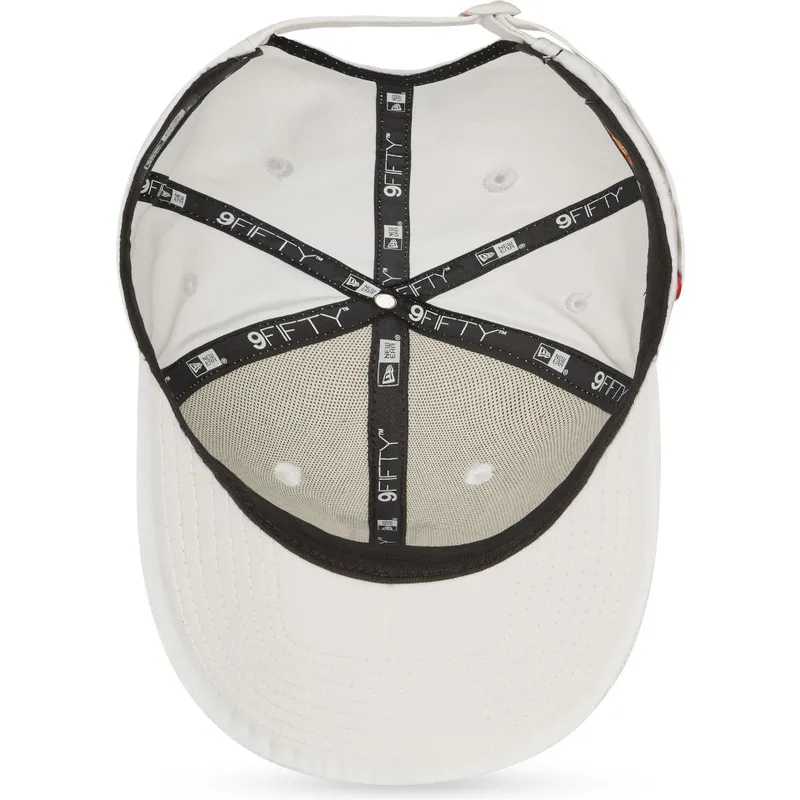 mutzen-gebogen-weiss-verstellbares-band-9fifty-der-manchester-united-football-club-premier-league-von-new-era mutzen-gebogen-weiss-verstellbares-band-9fifty-der-manchester-united-football-club-premier-league-von-new-era