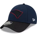 new-era-curved-brim-9forty-stretch-snap-sideline-road-new-england-patriots-nfl-navy-blue-and-black-snapback-cap
