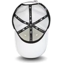 mutzen-gebogen-weiss-verstellbares-band-9forty-shadow-tech-der-boston-celtics-nba-von-new-era