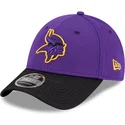 gorra-curva-violeta-y-negra-snapback-9forty-stretch-snap-sideline-road-de-minnesota-vikings-nfl-de-new-era