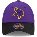 gorra-curva-violeta-y-negra-snapback-9forty-stretch-snap-sideline-road-de-minnesota-vikings-nfl-de-new-era