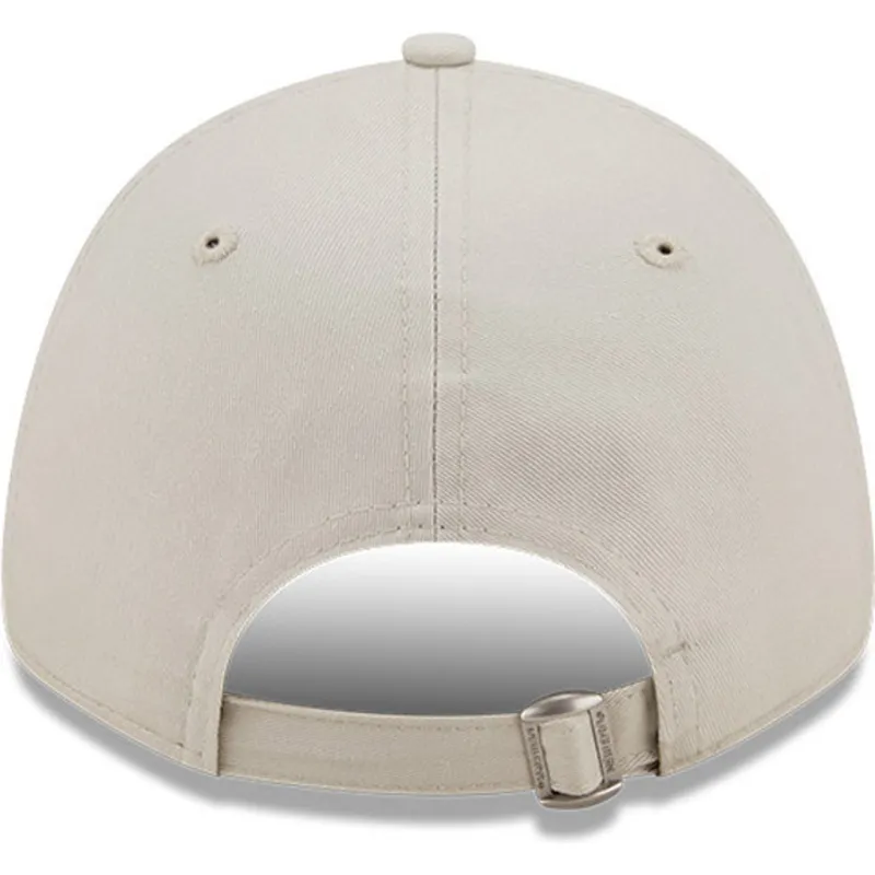 beige-verstellbare-curved-cap-mit-rotem-logo-9forty-league-essential-der-new-york-yankees-mlb-von-new-era