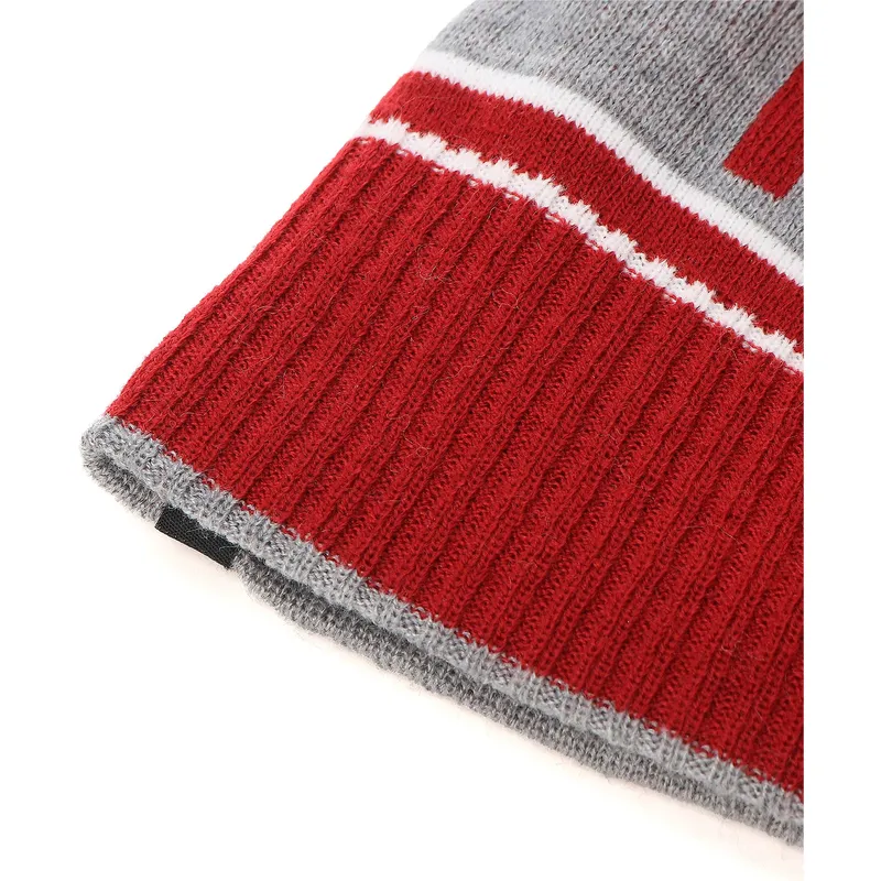 mutzen-pompon-rot-von-puma mutzen-pompon-rot-von-puma