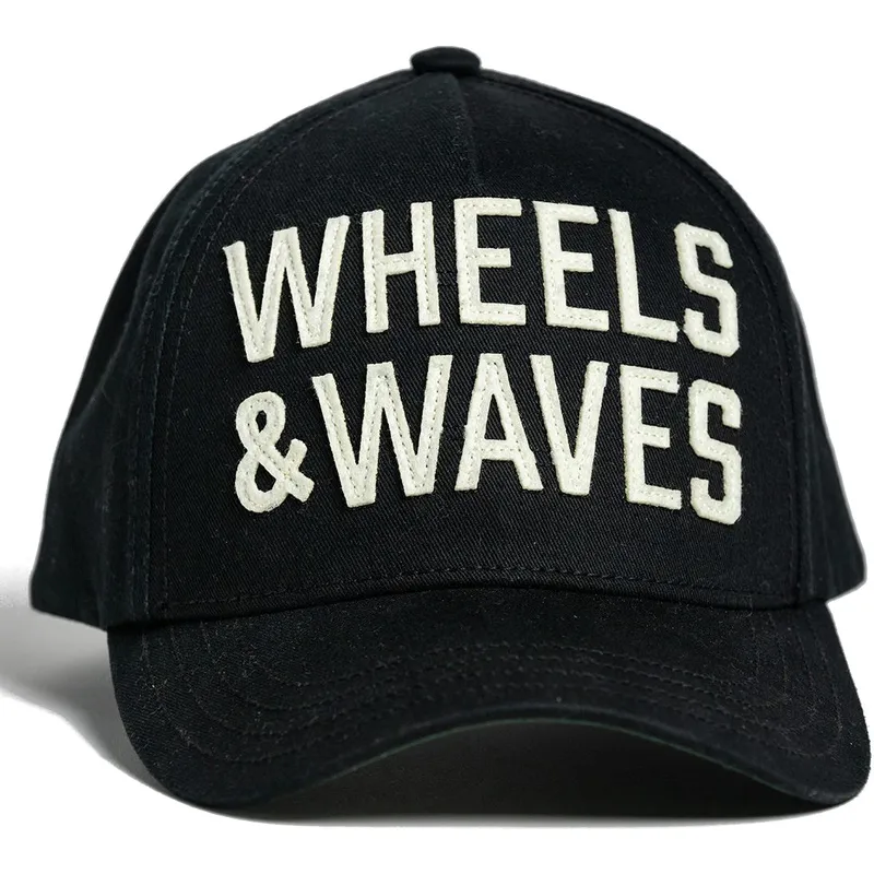 schwarze-gebogene-snapback-kappe-classic-ww22-von-wheels-and-waves