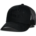 mutzen-gebogen-schwarz-snapback-von-wheels-and-waves