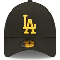 schwarze-verstellbare-kappe-mit-gebogenem-schirm-und-gelbem-logo-9forty-league-essential-der-los-angeles-dodgers-mlb-von-new-era