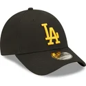 schwarze-verstellbare-kappe-mit-gebogenem-schirm-und-gelbem-logo-9forty-league-essential-der-los-angeles-dodgers-mlb-von-new-era