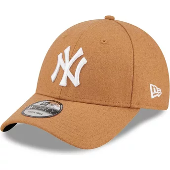 New Era Curved Brim 9FORTY The League Melton Wool New York Yankees MLB Brown Adjustable Cap