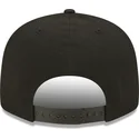 mutzen-flach-schwarz-snapback-9fifty-league-essential-der-new-york-yankees-mlb-von-new-era