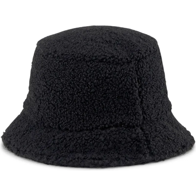 eimer-schwarz-der-bucket-negro-core-winter-von-puma