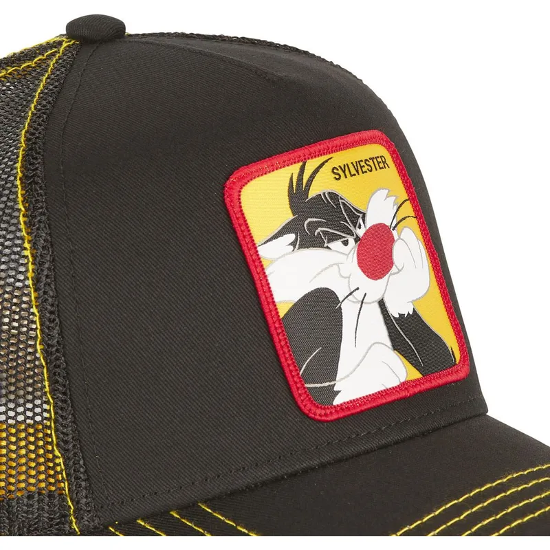 mutzen-gebogen-schwarz-snapback-silvester-looney-tunes-von-capslab