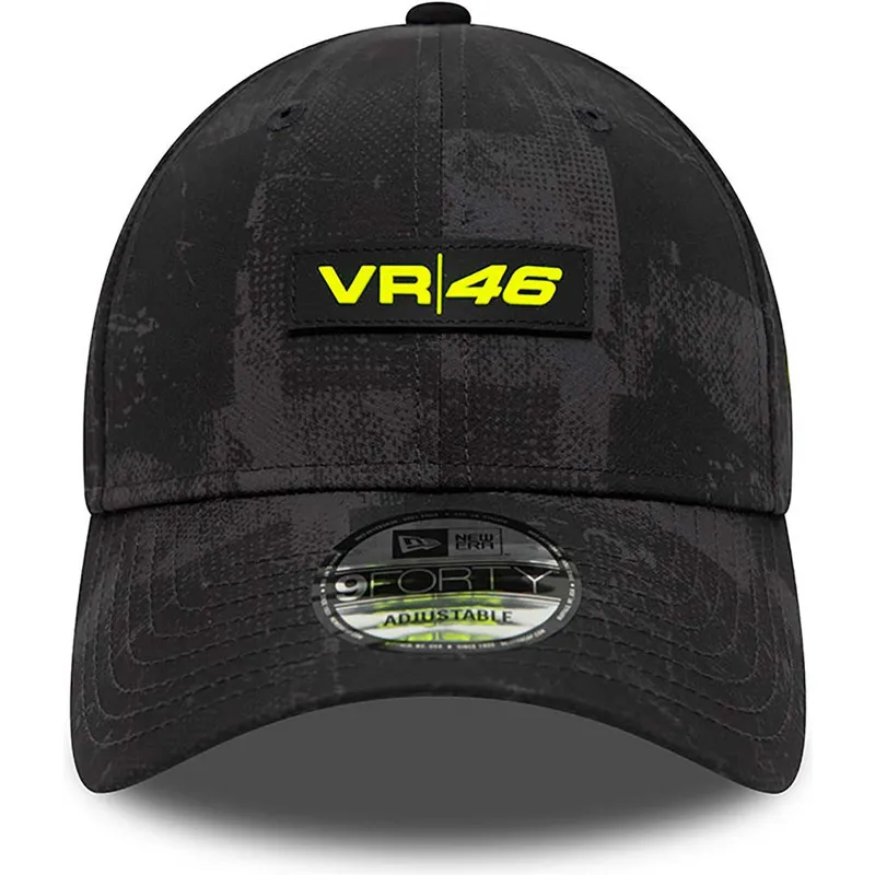 mutzen-gebogen-schwarz-verstellbares-band-valentino-rossi-vr46-9forty-all-over-print-der-valentino-rossi-vr46-motogp-von-new-era mutzen-gebogen-schwarz-verstellbares-band-valentino-rossi-vr46-9forty-all-over-print-der-valentino-rossi-vr46-motogp-von-new-era