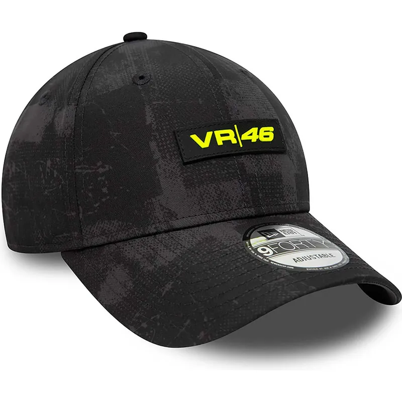 mutzen-gebogen-schwarz-verstellbares-band-valentino-rossi-vr46-9forty-all-over-print-der-valentino-rossi-vr46-motogp-von-new-era mutzen-gebogen-schwarz-verstellbares-band-valentino-rossi-vr46-9forty-all-over-print-der-valentino-rossi-vr46-motogp-von-new-era