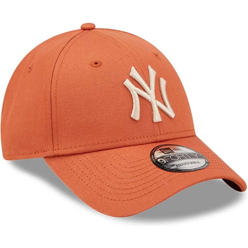 mutzen-gebogen-orange-verstellbares-band-9forty-league-essential-der-new-york-yankees-mlb-von-new-era