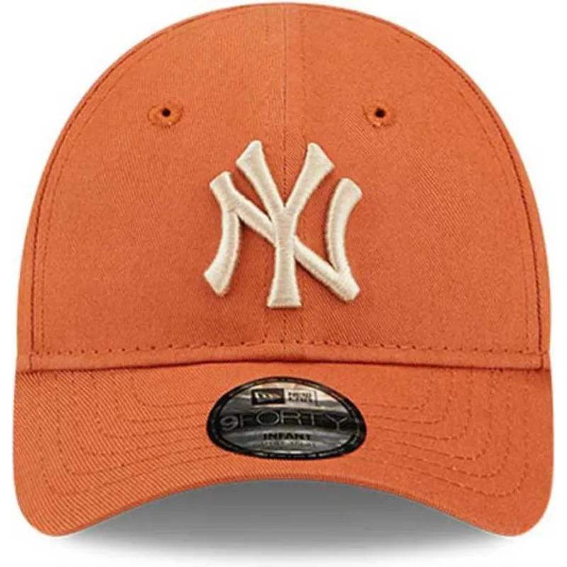 mutzen-gebogen-orange-verstellbares-band-fur-kinder-pequeno-9forty-league-essential-der-new-york-yankees-mlb-von-new-era