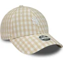 mutzen-gebogen-beige-verstellbares-band-9forty-gingham-der-new-york-yankees-mlb-von-new-era