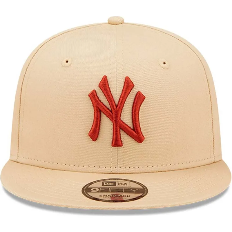 mutzen-flach-beige-snapback-9fifty-league-essential-der-new-york-yankees-mlb-von-new-era