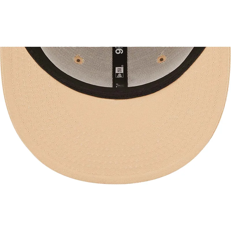 mutzen-flach-beige-snapback-9fifty-league-essential-der-new-york-yankees-mlb-von-new-era