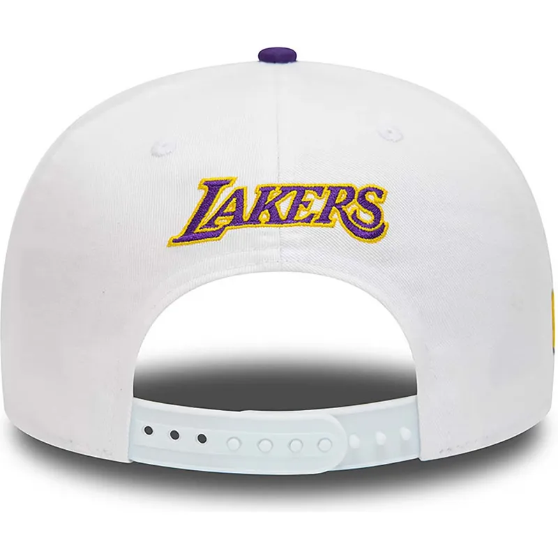 mutzen-flach-weiss-snapback-9fifty-crown-patches-champions-der-los-angeles-lakers-nba-von-new-era