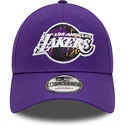mutzen-gebogen-violett-verstellbares-band-9forty-print-infill-der-los-angeles-lakers-nba-von-new-era