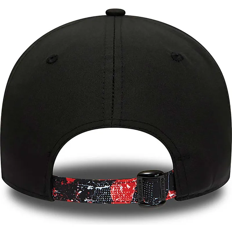 mutzen-gebogen-schwarz-verstellbares-band-9forty-print-infill-der-chicago-bulls-nba-von-new-era