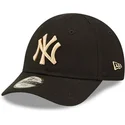 mutzen-gebogen-schwarz-verstellbares-band-fur-kinder-pequeno-9forty-league-essential-der-new-york-yankees-mlb-von-new-era